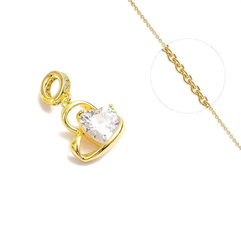 Acheter En Ligne Collier pour femme chaîne ornée d'un joli pendentif cœur oxyde blanc