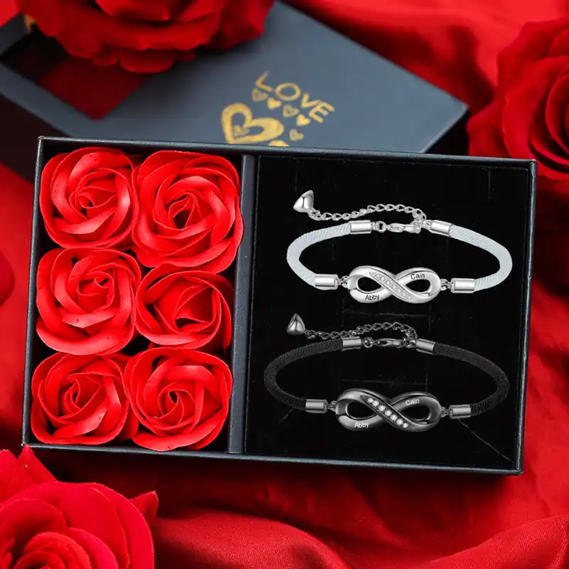 2PCS Bracelets Infini 2 Prénoms Personnalisés pour Couple Bracelet Magnétique | Jessemade Premium