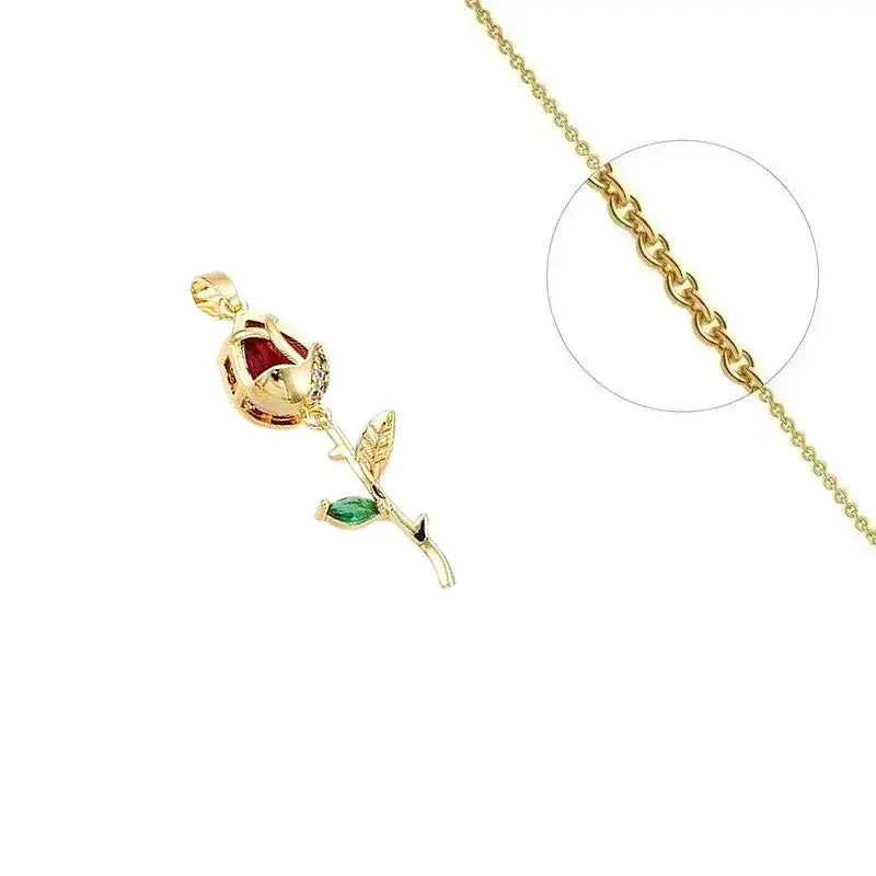 Collier doré chaîne et pendentif fleur zirconiums sertis Petit Prix