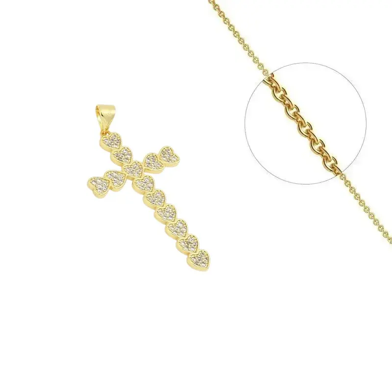 Collier doré chaîne et pendentif croix cœurs zirconiums sertis Dernière Chance
