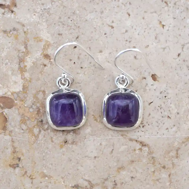 Retour Gratuit Petites boucles d'oreilles carrees Amethyste et argent