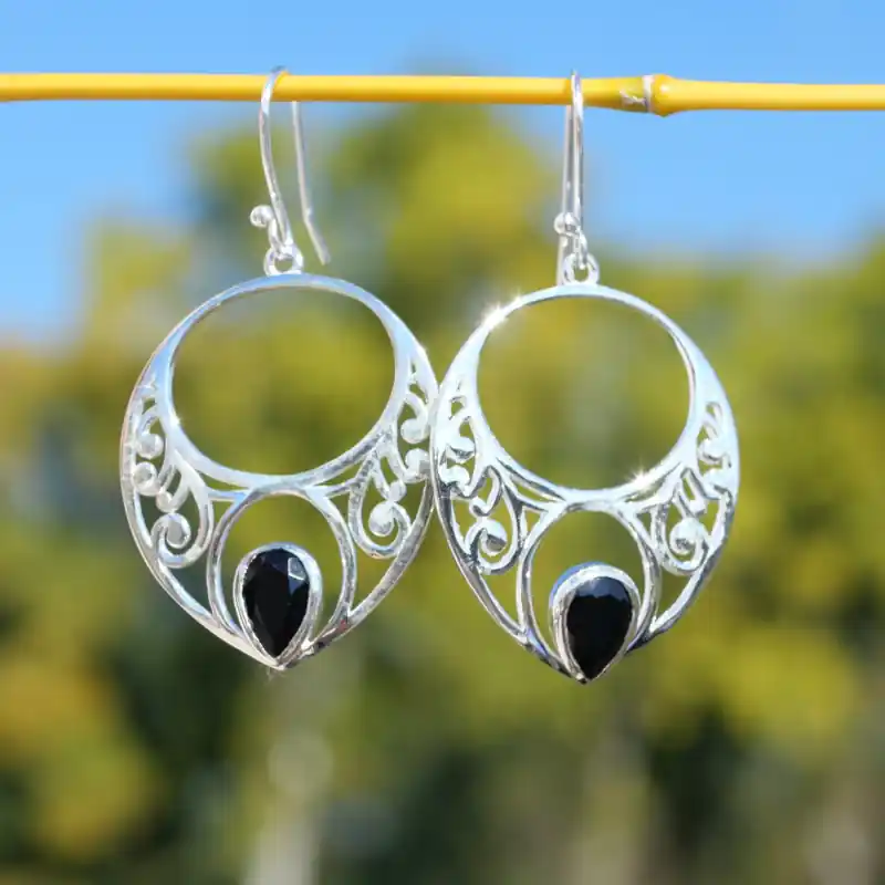 Boucles ajourees en argent et pierre Onyx noir Prix Choc