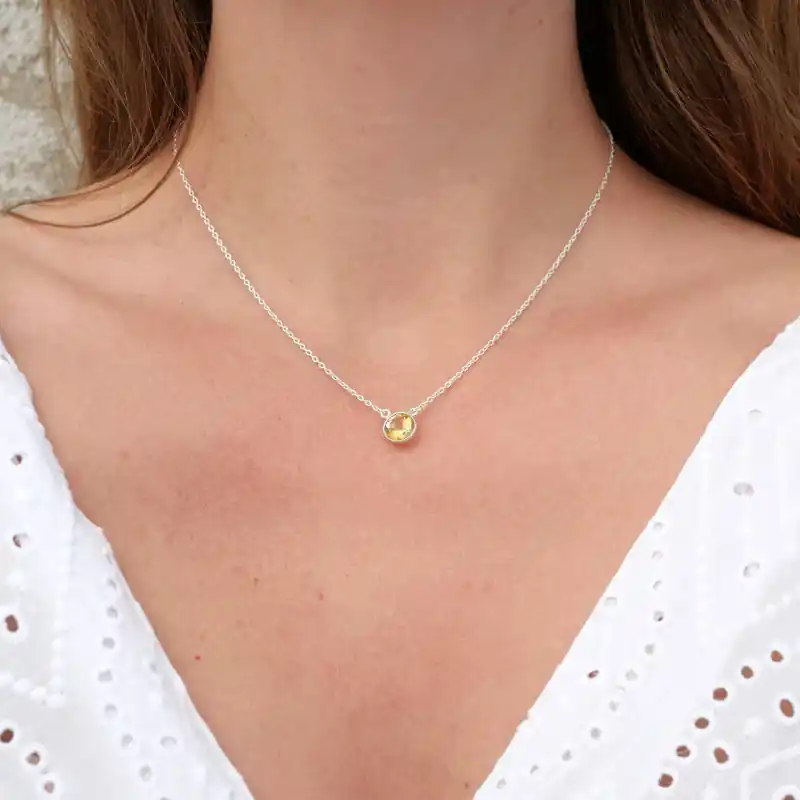 Collier fin chaine argent et pierre ronde en Citrine Haute Qualité