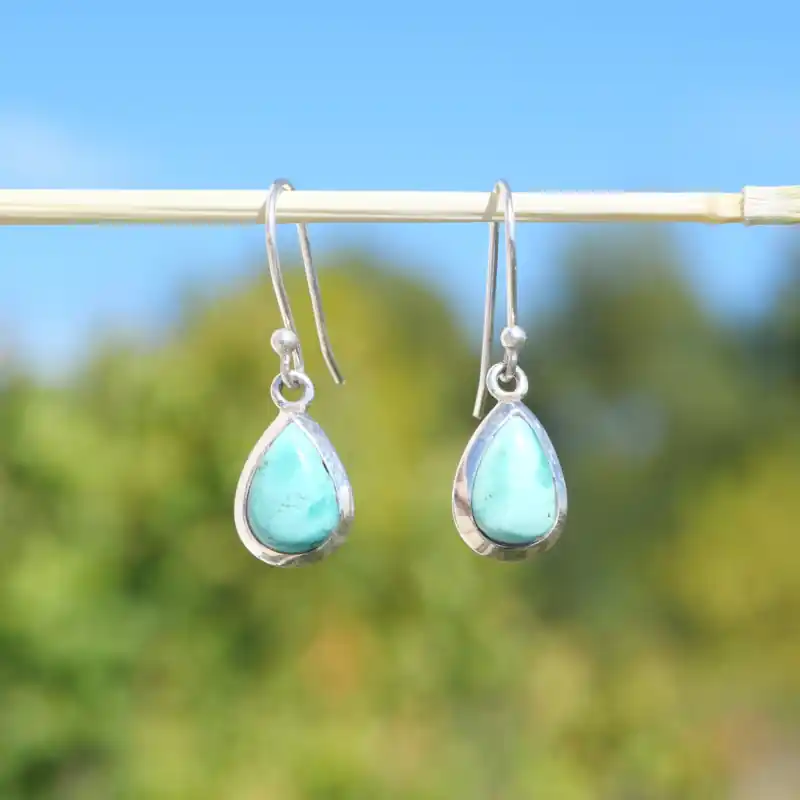 Petites boucles gouttes pierre Turquoise et argent Offre Limitée
