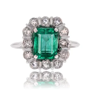 Tendance Bague fleur émeraude et diamants