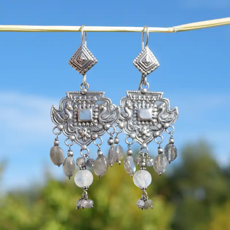 Grandes boucles d'oreilles argent cisele et Labradorite Produit De Marque