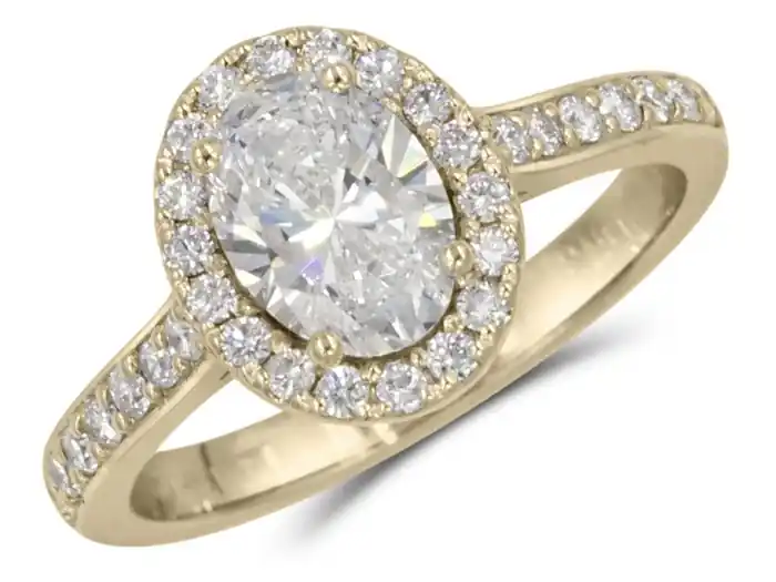 Commander Vite Bague Éclipse moissanite ovale et halo de diamants en or jaune 14k