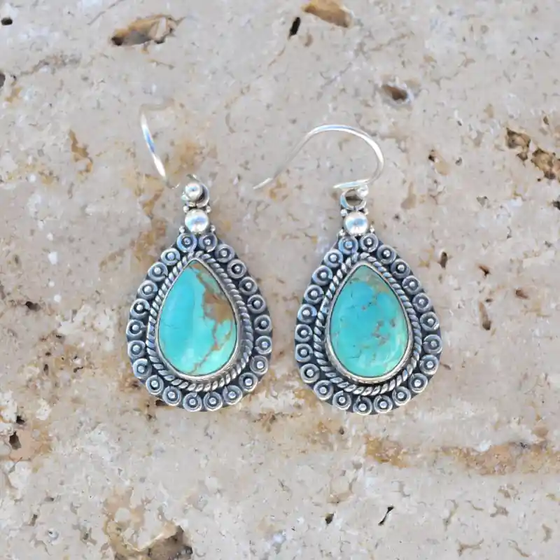 Boucles d'oreilles gouttes argent cisele et pierre Turquoise Usine Directe