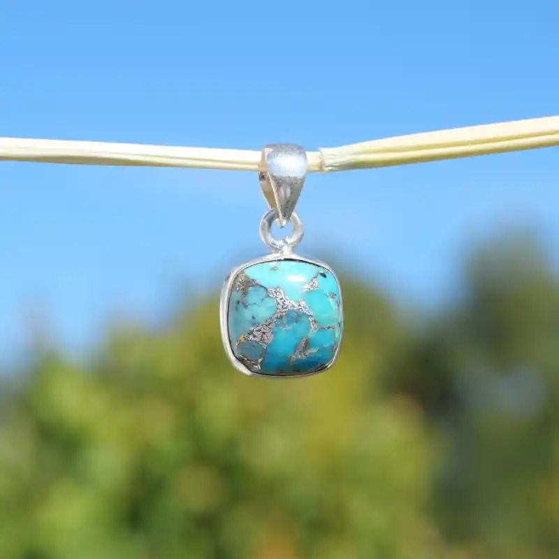 Pendentif carre argent et Turquoise mohave Meilleure Vente