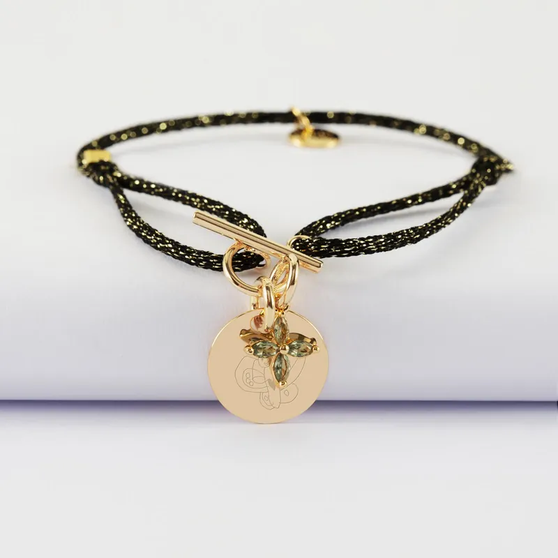 Top Vente Bracelet fermoir personnalisé cordon pailleté médaille gravée plaqué or 15 mm et breloque fleur pétales zircons 10 mm