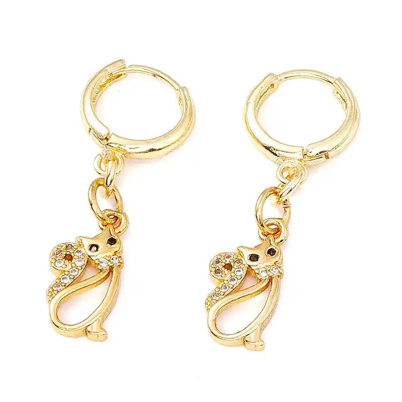 Boucles d'oreilles chaton zirconiums sertis Offre Spéciale