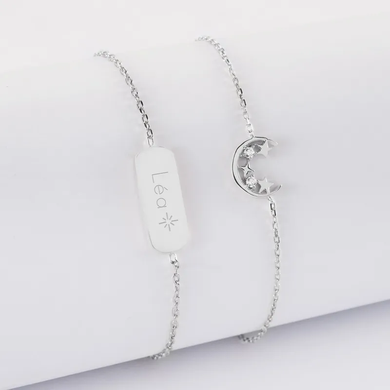 Acheter En Ligne Duo bracelets personnalisés chaine lune scintillante et médaille gravée argent plaque 20x8 mm - HappyBulle x Capucine