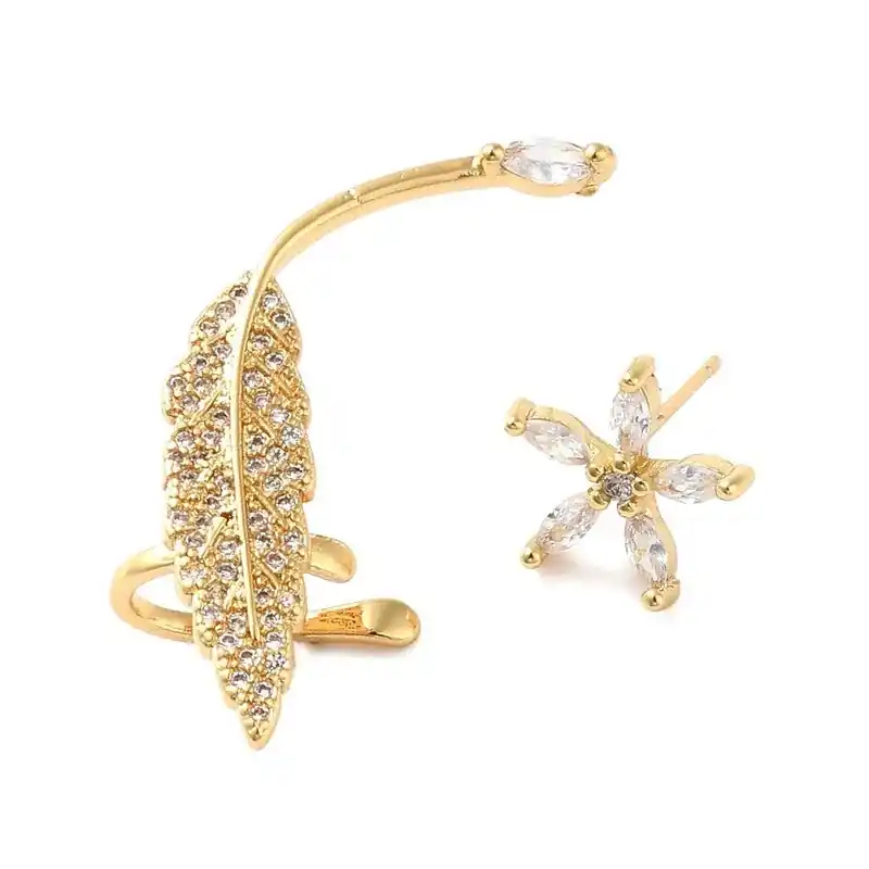 Marque Boucles d'oreilles fleur et feuille serti de zirconium
