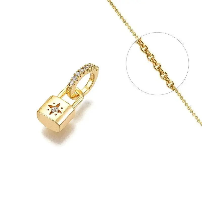 Populaire Collier chaîne et son pendentif cadenas serti de zirconiums