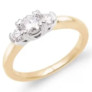 Trinité à diamants griffes en coeurs centre 1/3 carat Livraison Gratuite