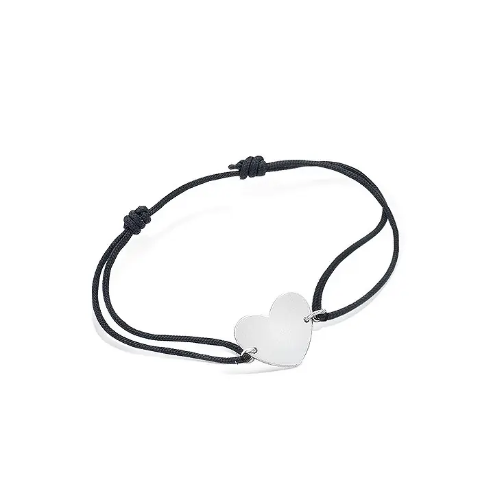Remise Bracelet cordon avec médaille coeur
