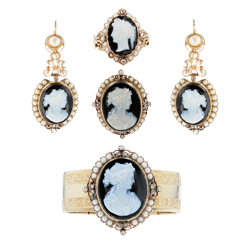 Promotion Parure ancienne camées sur onyx perles fines et diamants