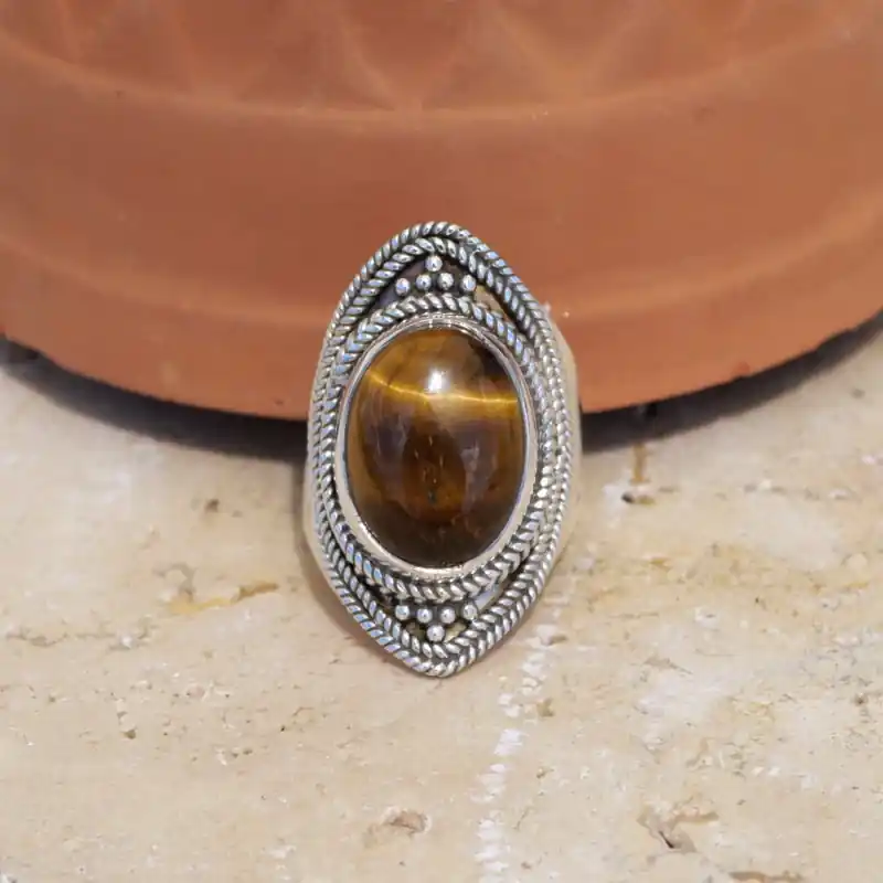 Achat Immédiat Chevaliere pointes pierre ovale Oeil de tigre et argent strie T53