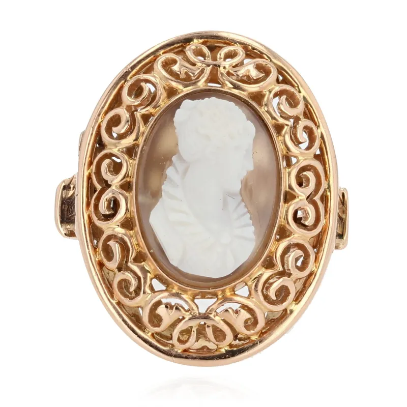 Achat Immédiat Bague ancienne en or rose et camée