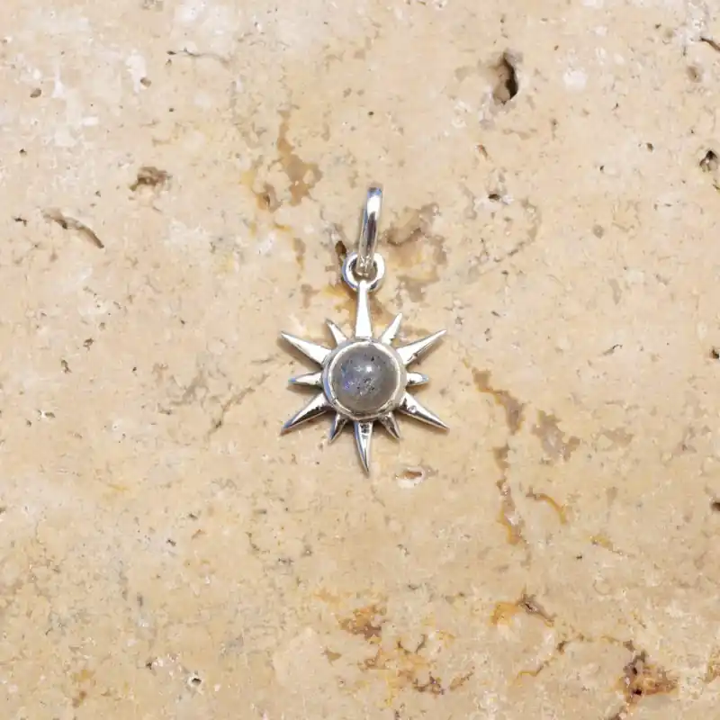 Usine Directe Petit pendentif Soleil en argent pierre Labradorite