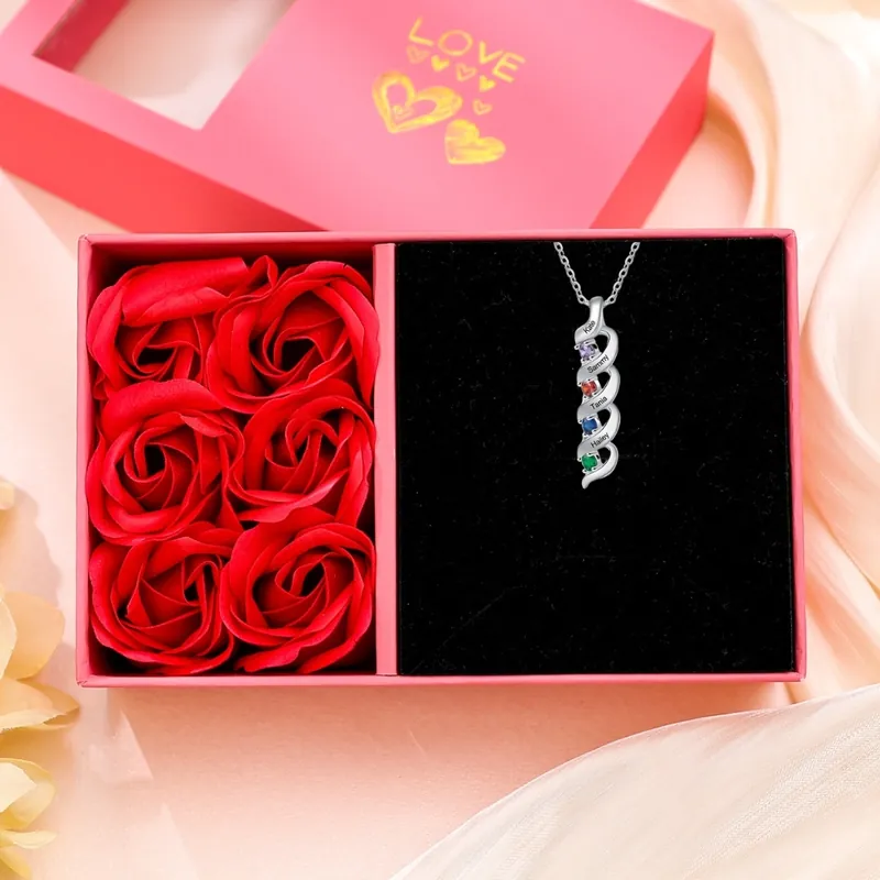 Collier Femme 4 Prénoms Personnalisés avec 4 Pierres de naissance Populaire
