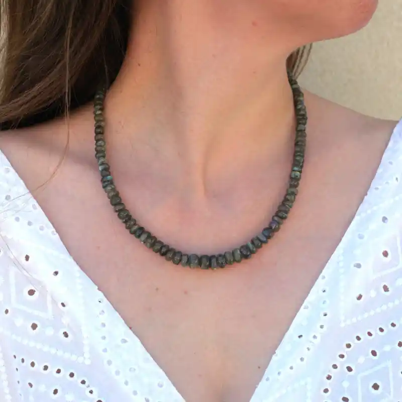 Promotion Collier pierres cascade en Labradorite