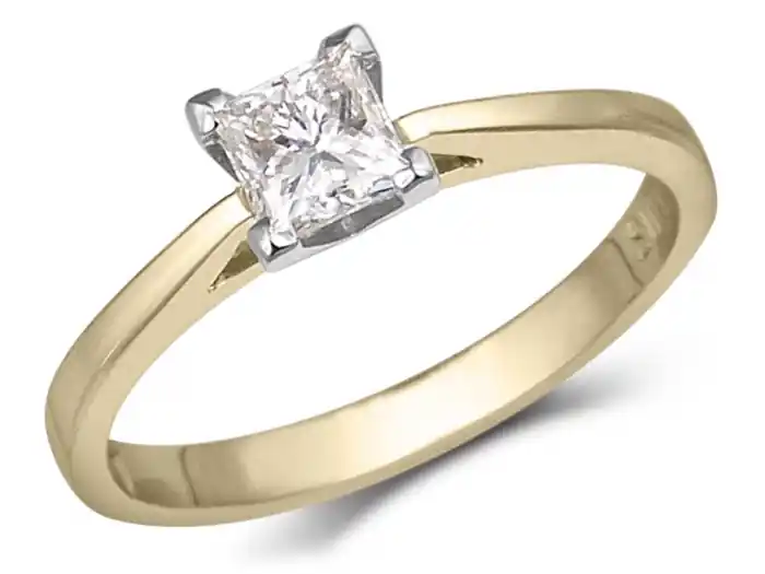 Usine Directe Bague Naya solitaire à diamant exclusif de taille princesse 50 points d'origine canadienne en or jaune 14k
