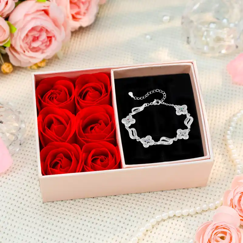 Satisfait Ou Remboursé Bracelet Fleurs 4 Prénoms Personnalisés avec 4 Pierres de Naissance pour Femme | Jessemade