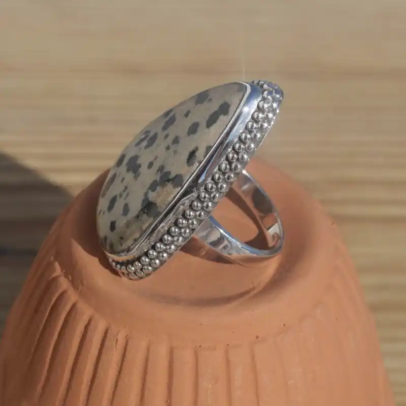 Acheter Direct Grosse bague goutte argent cisele et Jaspe dalmatien (noir) (beige) T55