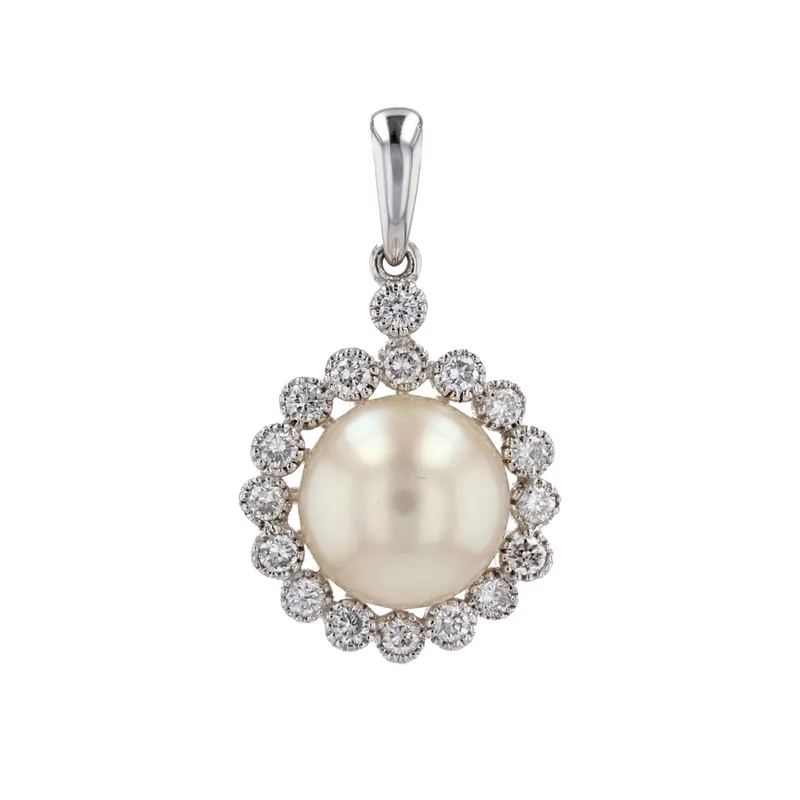 Prix Réduit Pendentif perle Akoya et ses diamants