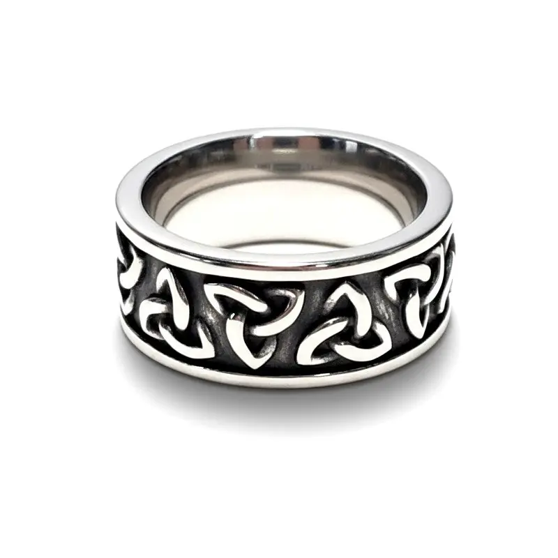Affaire À Saisir Bague acier inoxydable motif tribal
