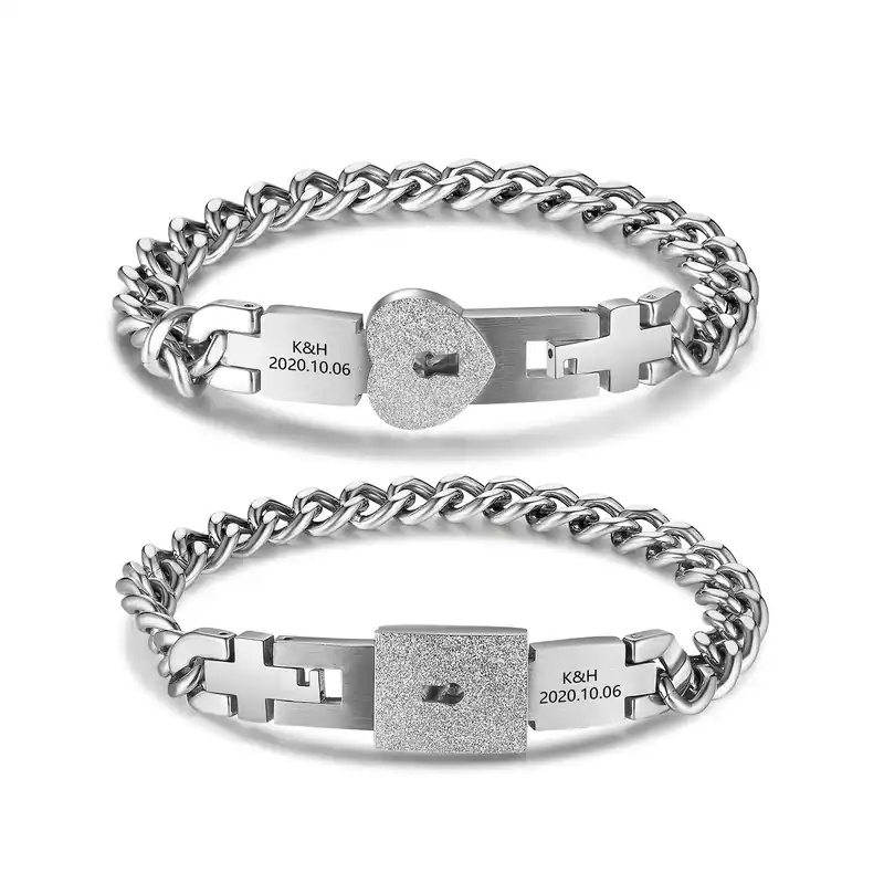 Bracelet Gourmette couple 2PCS avec 2 lettres Personnalisé avec dates bracelet en commun Nouvelle Collection