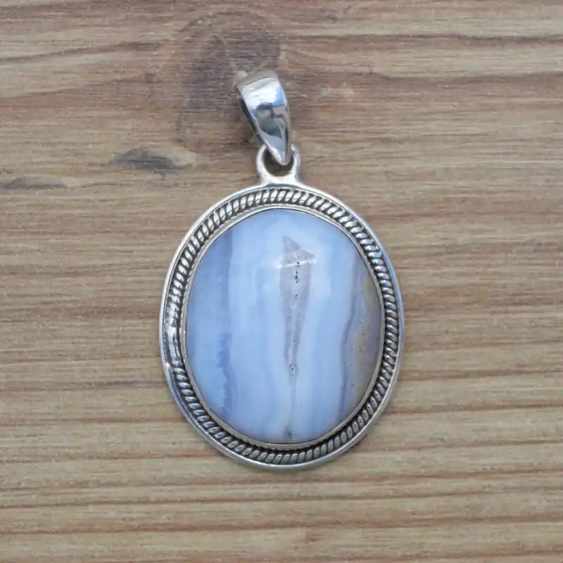 Pendentif argent strie et pierre ovale Agate rubanee (bleu) Remise
