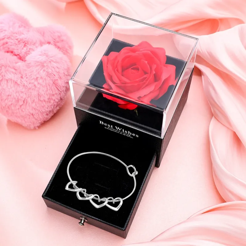 Original Bracelet 4 Prénoms Personnalisés avec 4 Cœurs Breloques