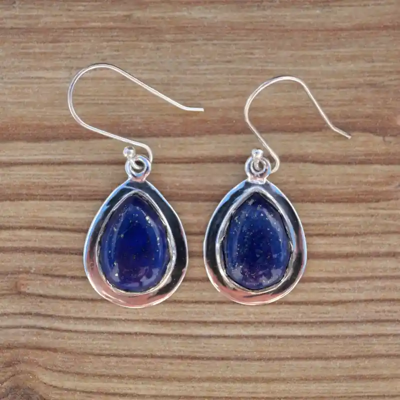 Boucles d'oreilles gouttes pierre Lapis lazuli couronnee d'argent (bleu) Prix Bas