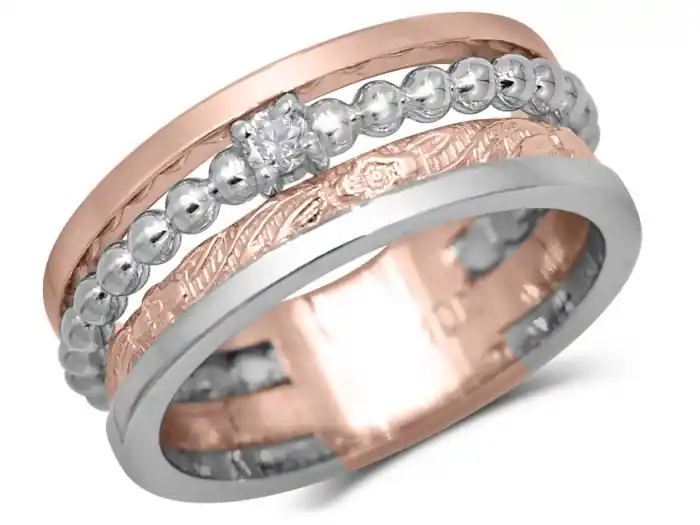 Affaire À Saisir Bague Concerto solitaire diamant design bulles et gravures en or rose et blanc 10k