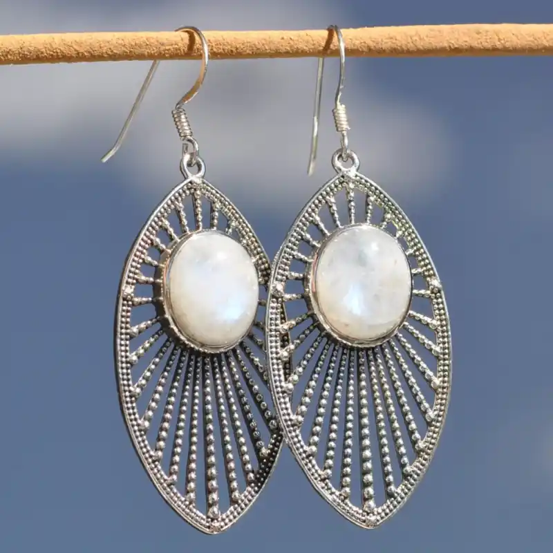 Prix Bas Longues boucles d'oreilles argent navette et pierre ovale en Pierre de lune (blanc)