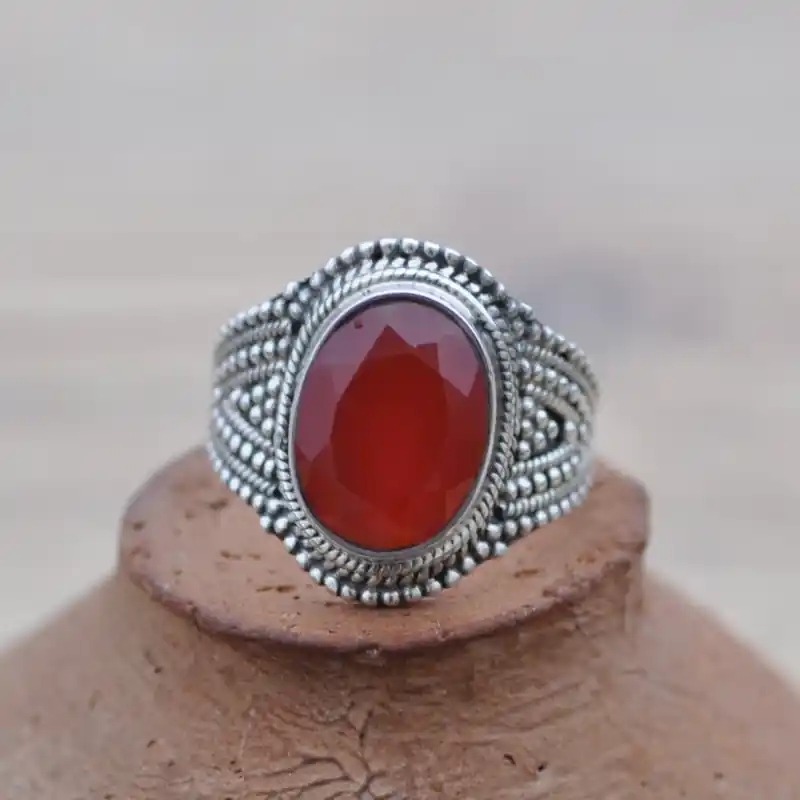 Bague ethnique en argent cisele et pierre Cornaline facettee (orange) T51\\/52 Soldes