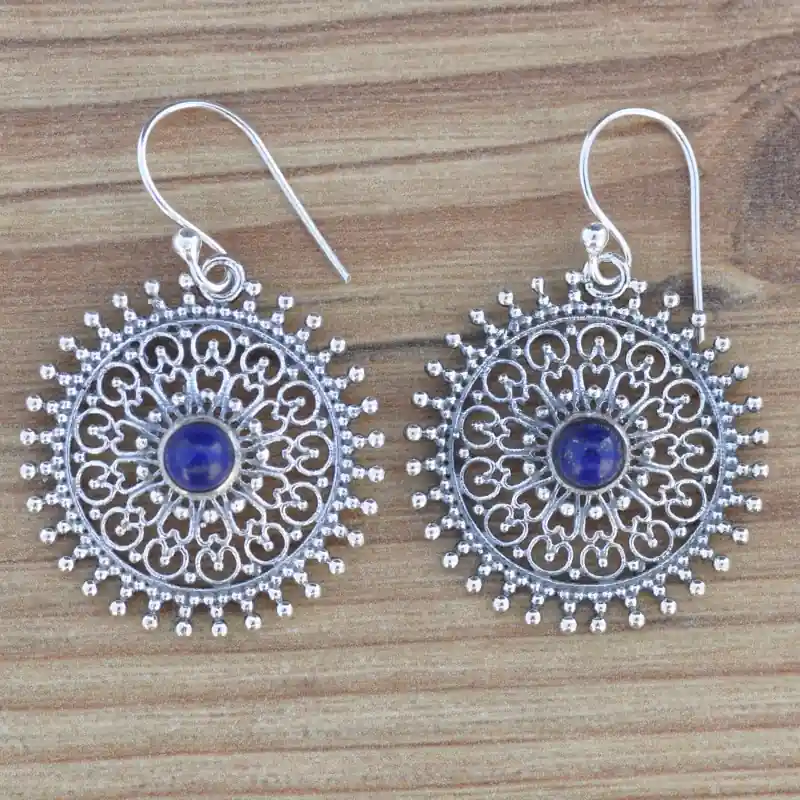 Édition Limitée Boucles d'oreilles rondes ajourees en argent cisele et Lapis lazuli (bleu)