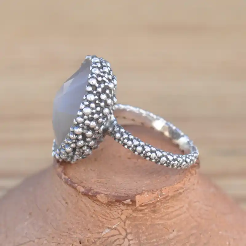 Bague reptile argent cisele et Pierre de lune grise T56 Expédition Rapide