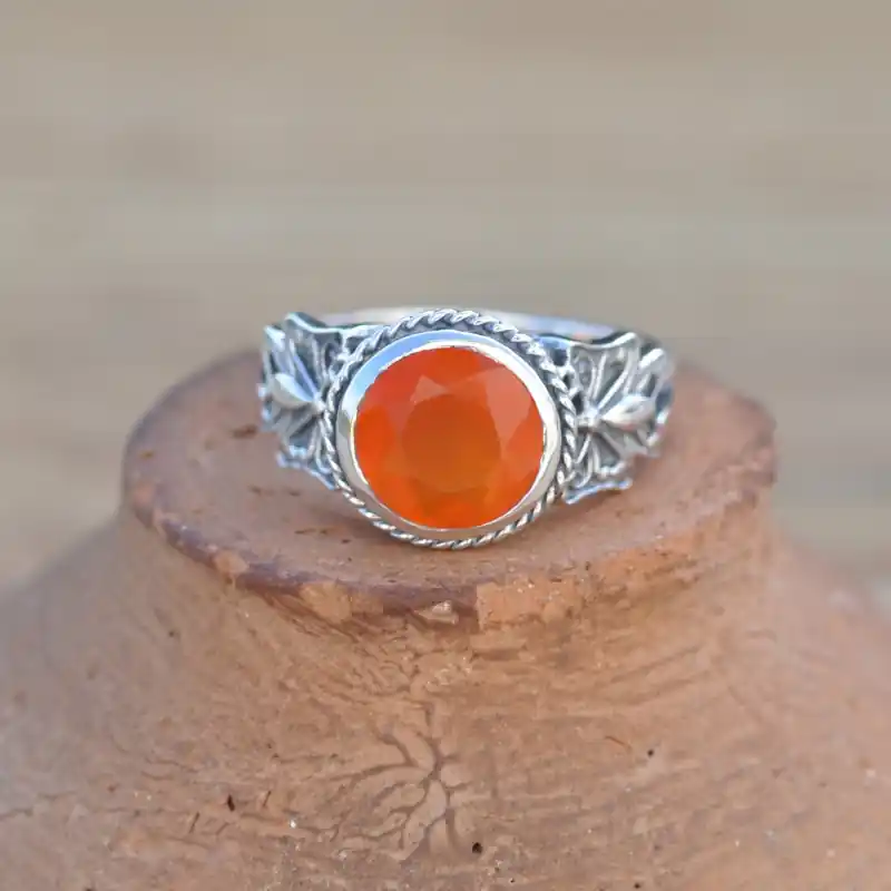 Bague papillons argent cisele et pierre ronde Cornaline (orange) T51 Expédition Rapide