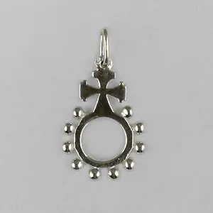 Vente Directe CHAPELET BASQUE | Chapelet Argent Breloque | BIJOUX RELIGIEUX BASQUES | MADILAR |