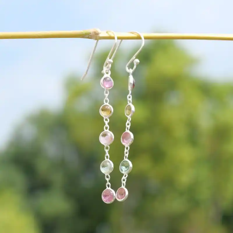 Original Longues boucles d'oreilles en argent et 5 pierres Tourmaline