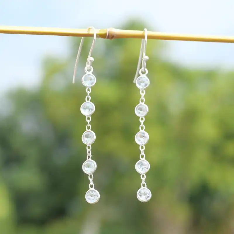 Longues boucles d'oreilles en argent et 5 pierres Topaze bleue Commande En Gros