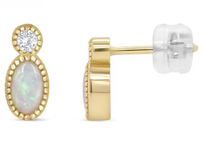 Dernier Modèle Boucle d'oreilles Oméla opales ovales et diamants sertis clos en jaune 10k