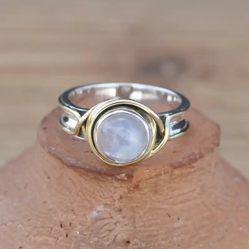 Bague argent avec dorure et pierre ronde en Pierre de lune T51\\/57 Marque