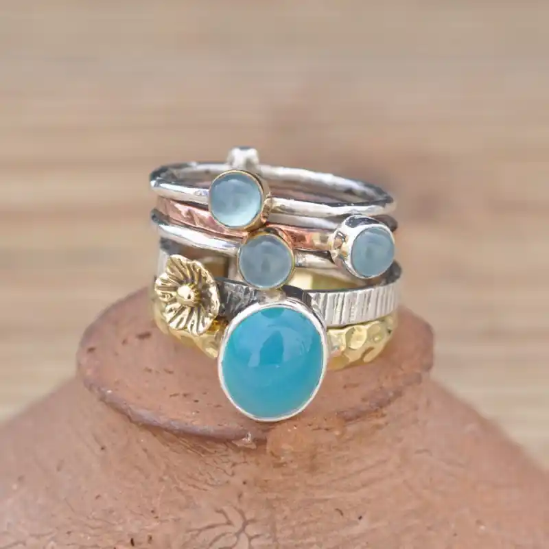 Livraison Mondiale Bague 5 anneaux argent et cuivre avec 4 pierres en Calcedoine T54
