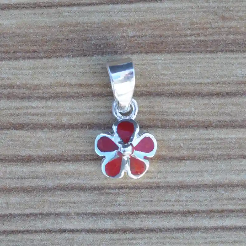 Promotion Mini pendentif fleur en argent 925 et Nacre rouge