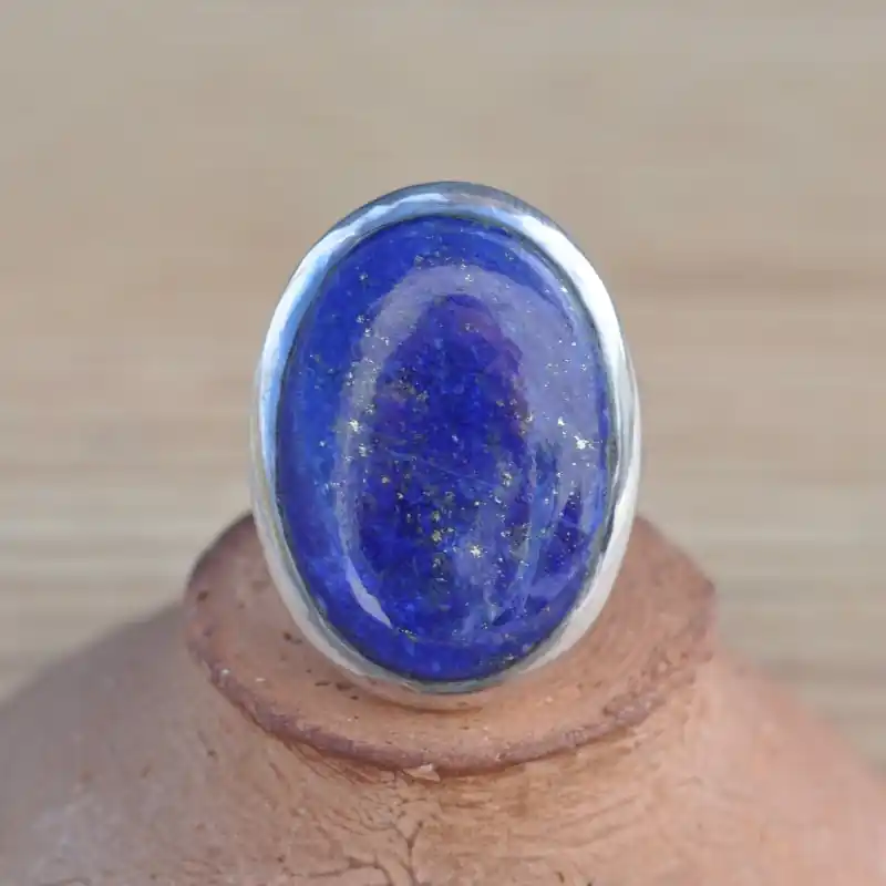 Bon Plan Bague ovale massive pierre Lapis lazuli sertie d'argent T58