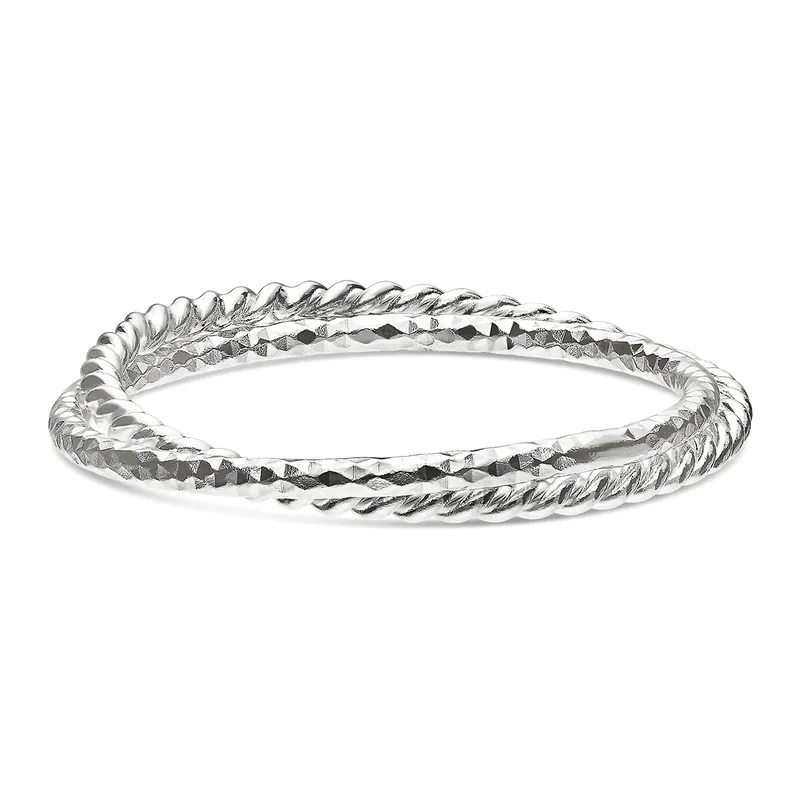 BAGUE FINE DOUBLE ANNEAU MARTELÉ ET CISELÉ Édition Limitée
